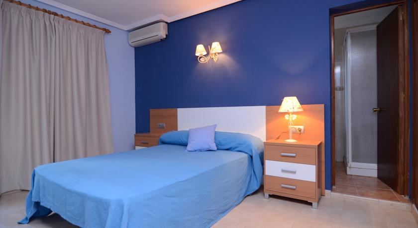 Hostal Cala Boix Es Cana الغرفة الصورة