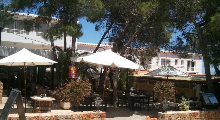 Hostal Cala Boix Es Cana المظهر الخارجي الصورة