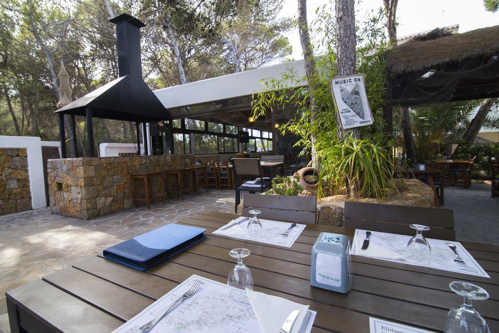 Hostal Cala Boix Es Cana المظهر الخارجي الصورة