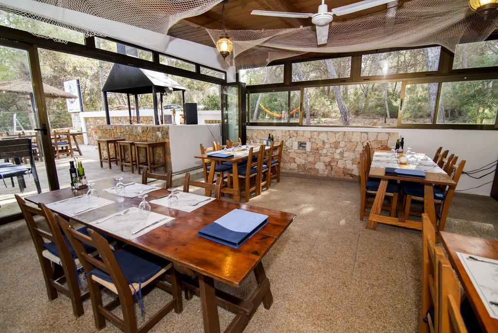 Hostal Cala Boix Es Cana المظهر الخارجي الصورة