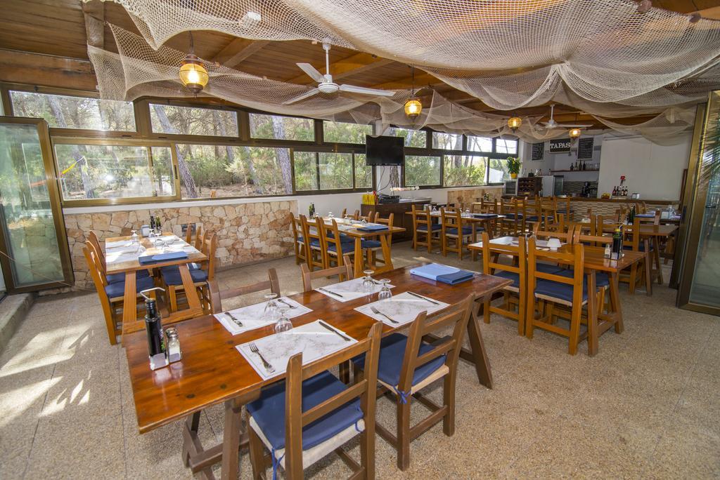 Hostal Cala Boix Es Cana المظهر الخارجي الصورة
