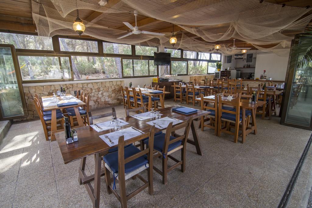 Hostal Cala Boix Es Cana المظهر الخارجي الصورة