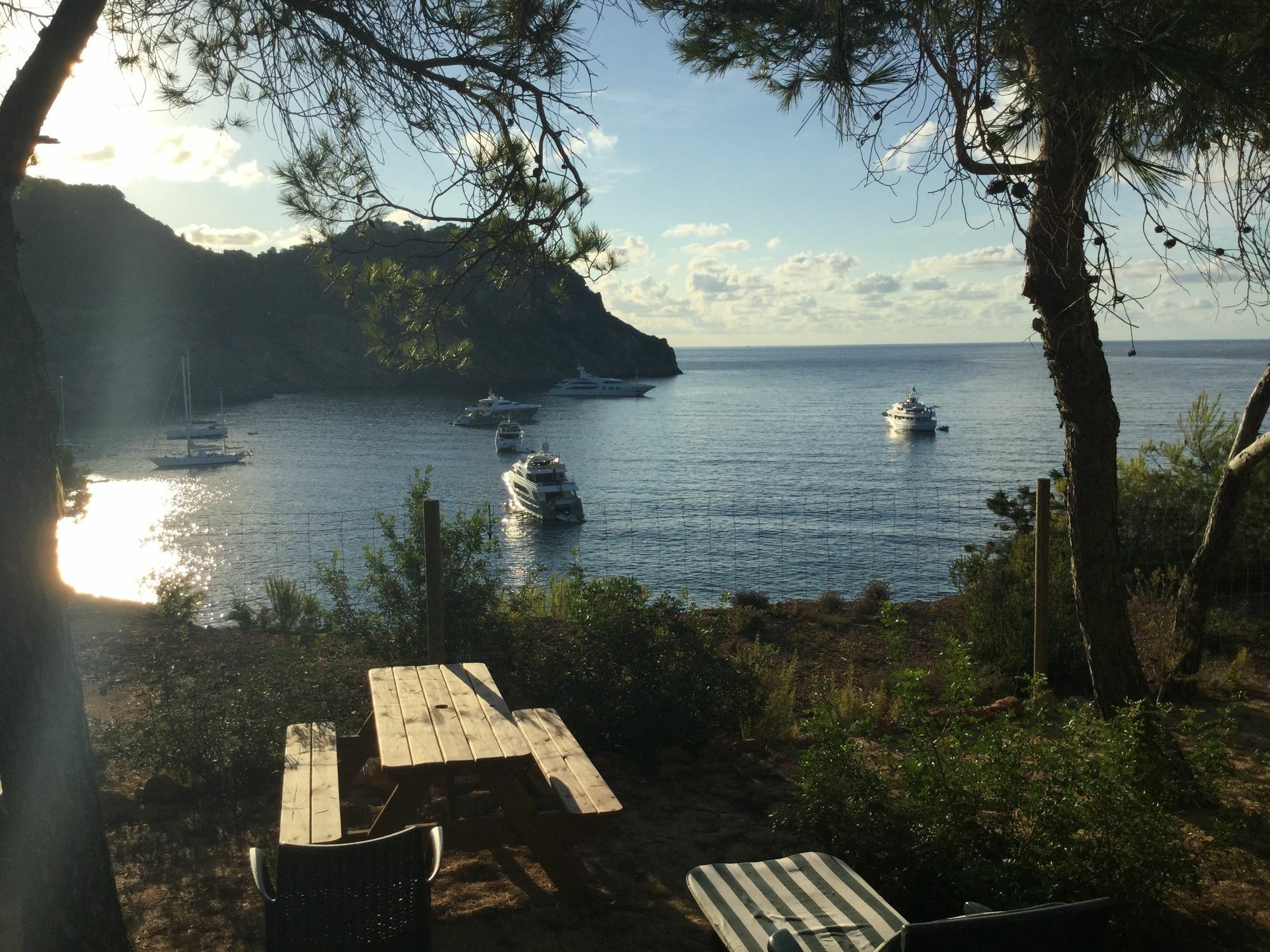 Hostal Cala Boix Es Cana المظهر الخارجي الصورة