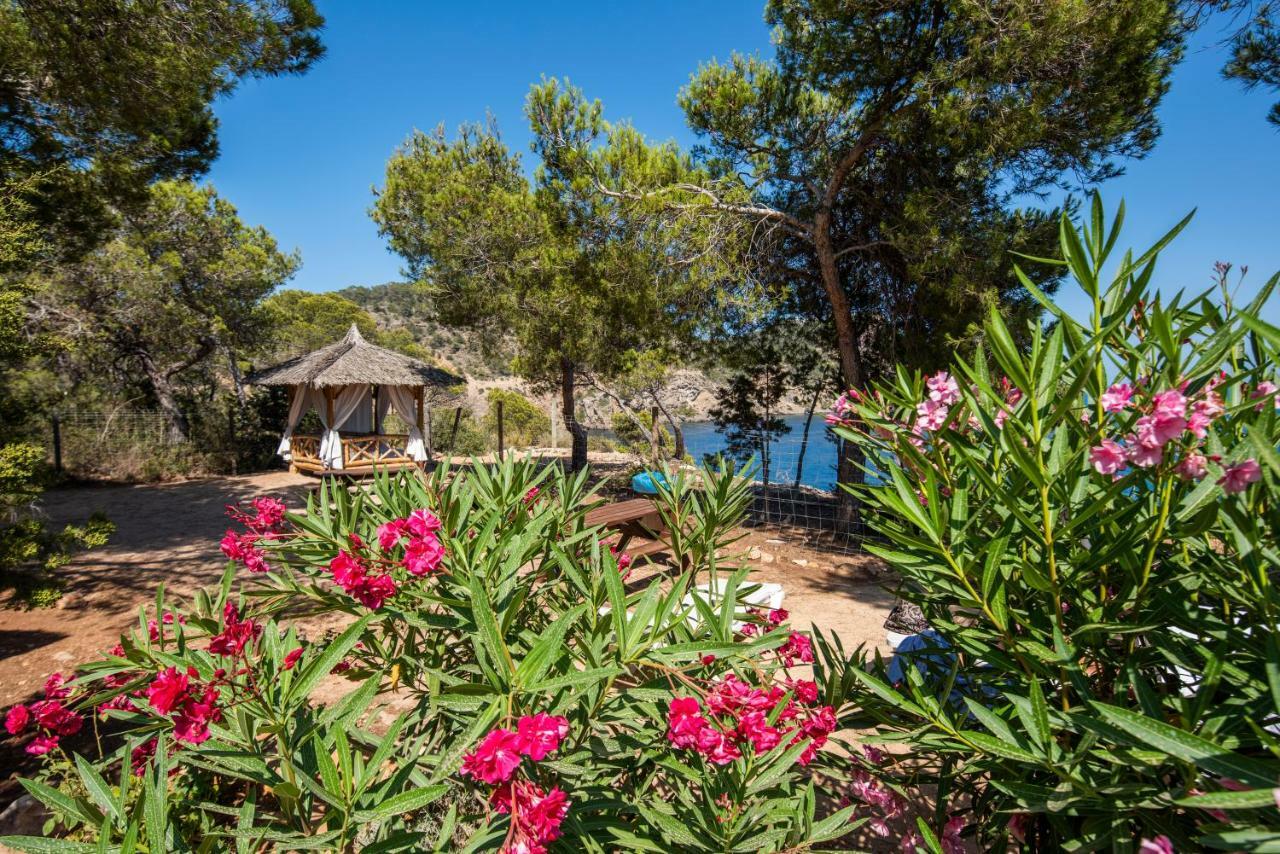 Hostal Cala Boix Es Cana المظهر الخارجي الصورة