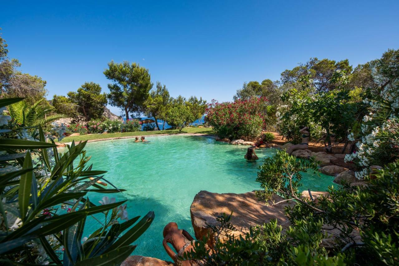 Hostal Cala Boix Es Cana المظهر الخارجي الصورة