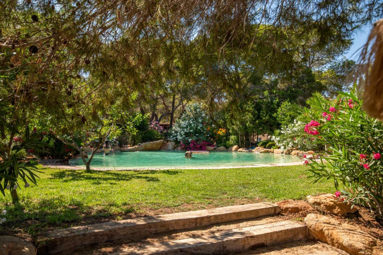 Hostal Cala Boix Es Cana المظهر الخارجي الصورة