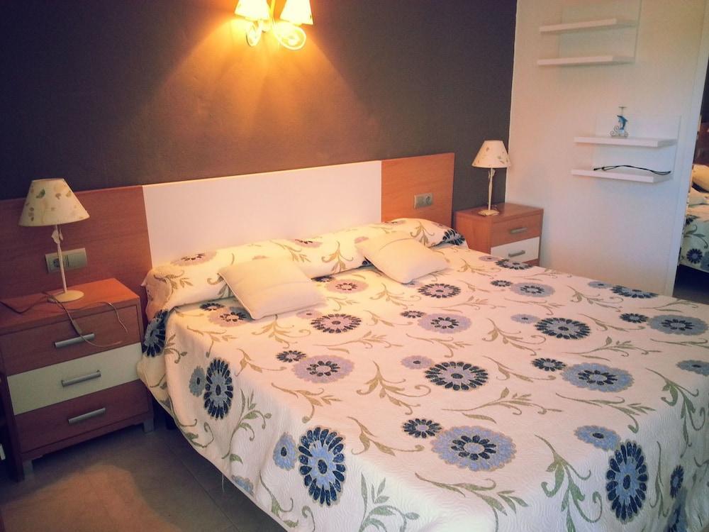 Hostal Cala Boix Es Cana المظهر الخارجي الصورة